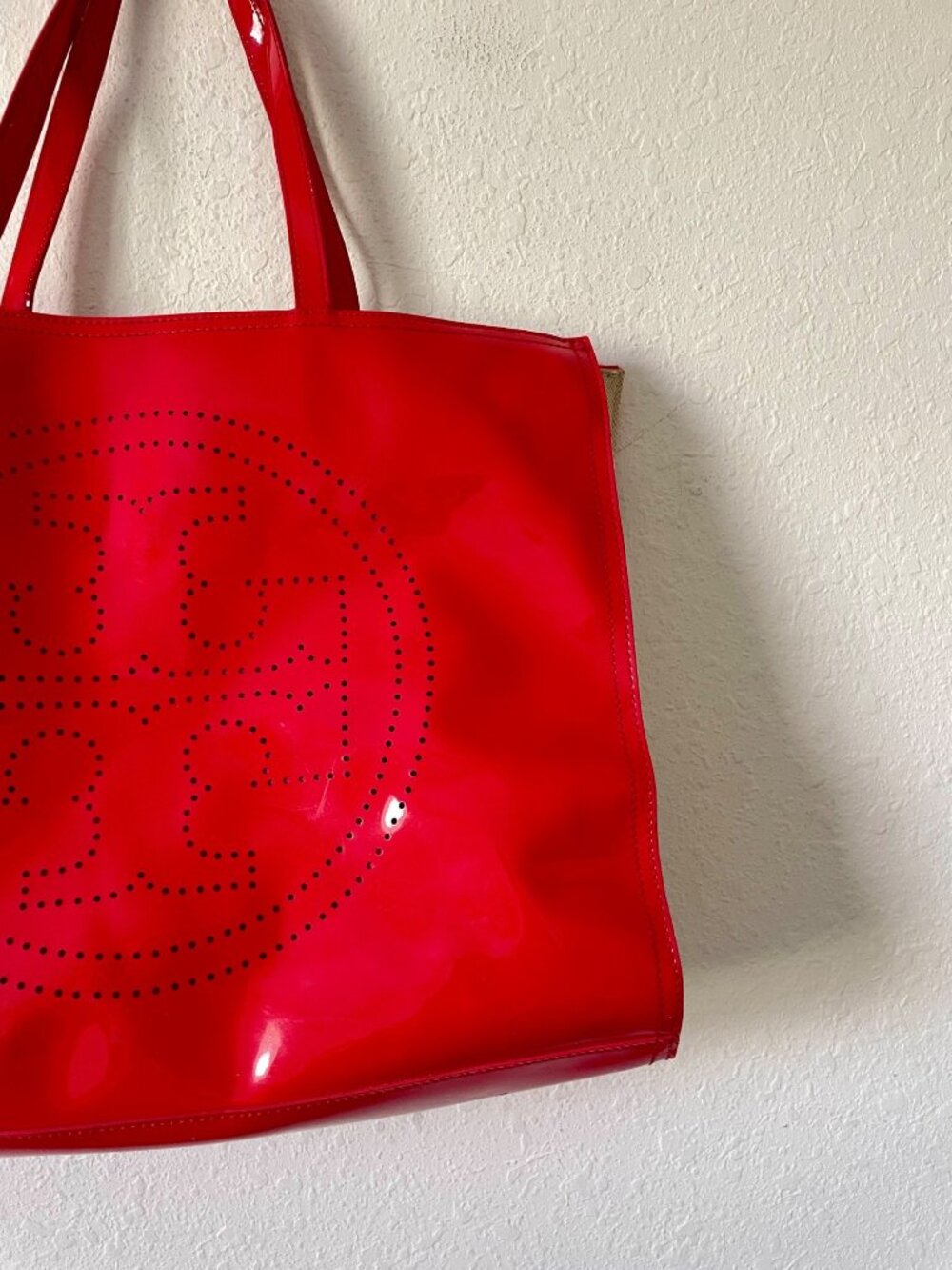 Tory Burch Ella Red Patent Leather Canvas Monogram Large Bag Tote Gold - Picture 5 of 16
